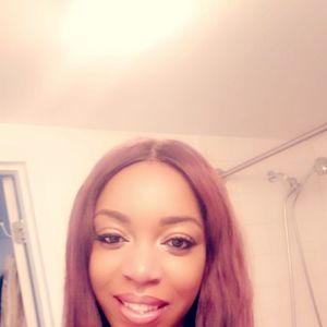 Meet your Posher, Laorai